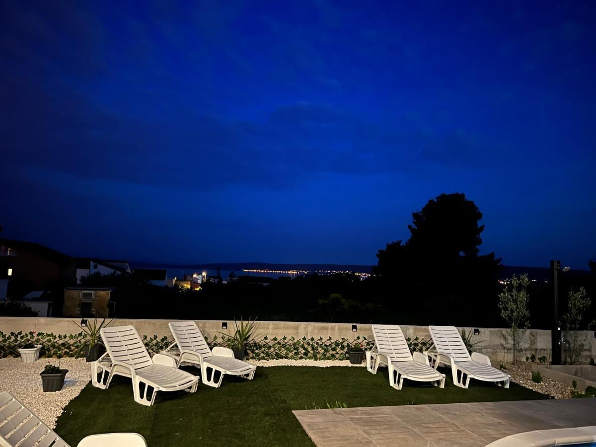 Villa Marta 3 Bedrooms, 2 Baths And Pool Kaštel Štafilić エクステリア 写真